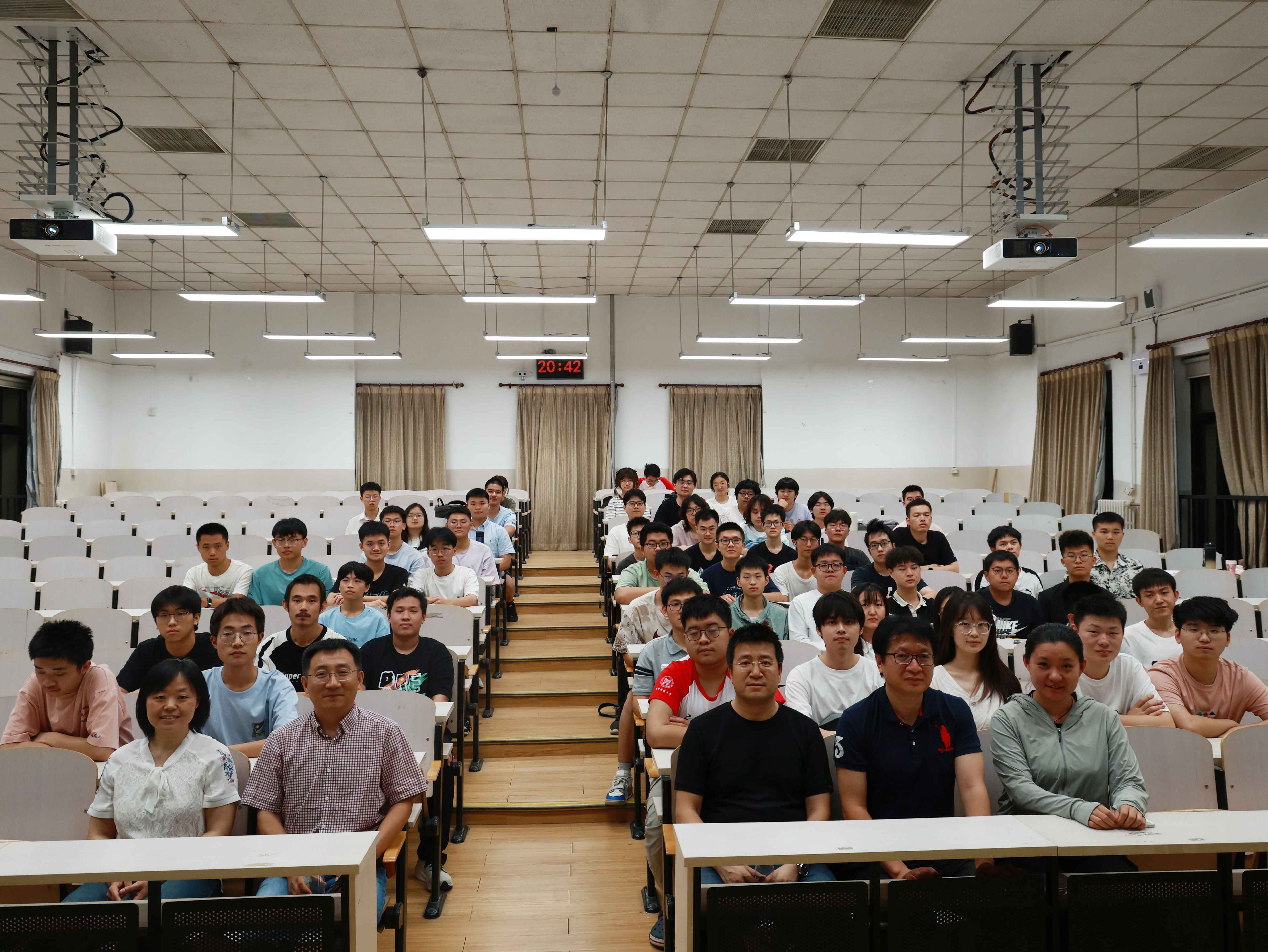 89d6a01655fbd92da657fe830b30a3df.jpg 89d6a01655fbd92da657fe830b30a3df.jpg