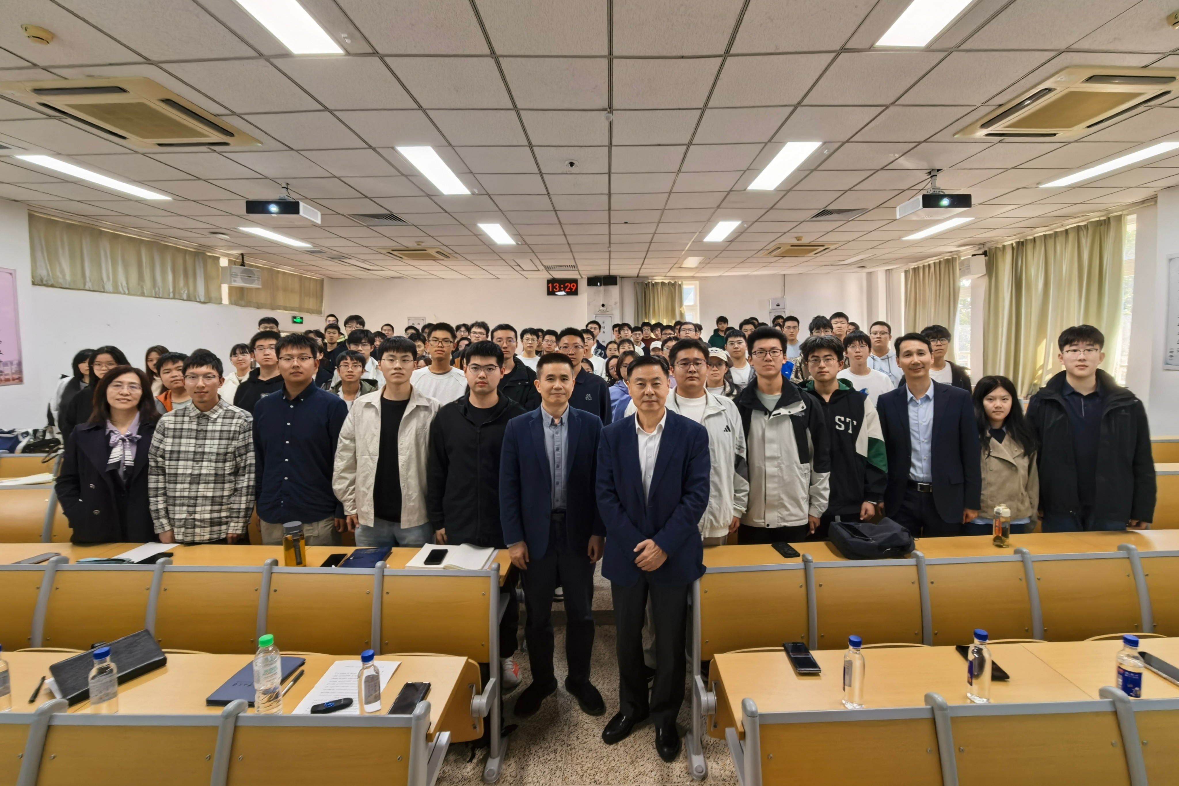 微信图片_20261028100714_88_1195_副本.jpg