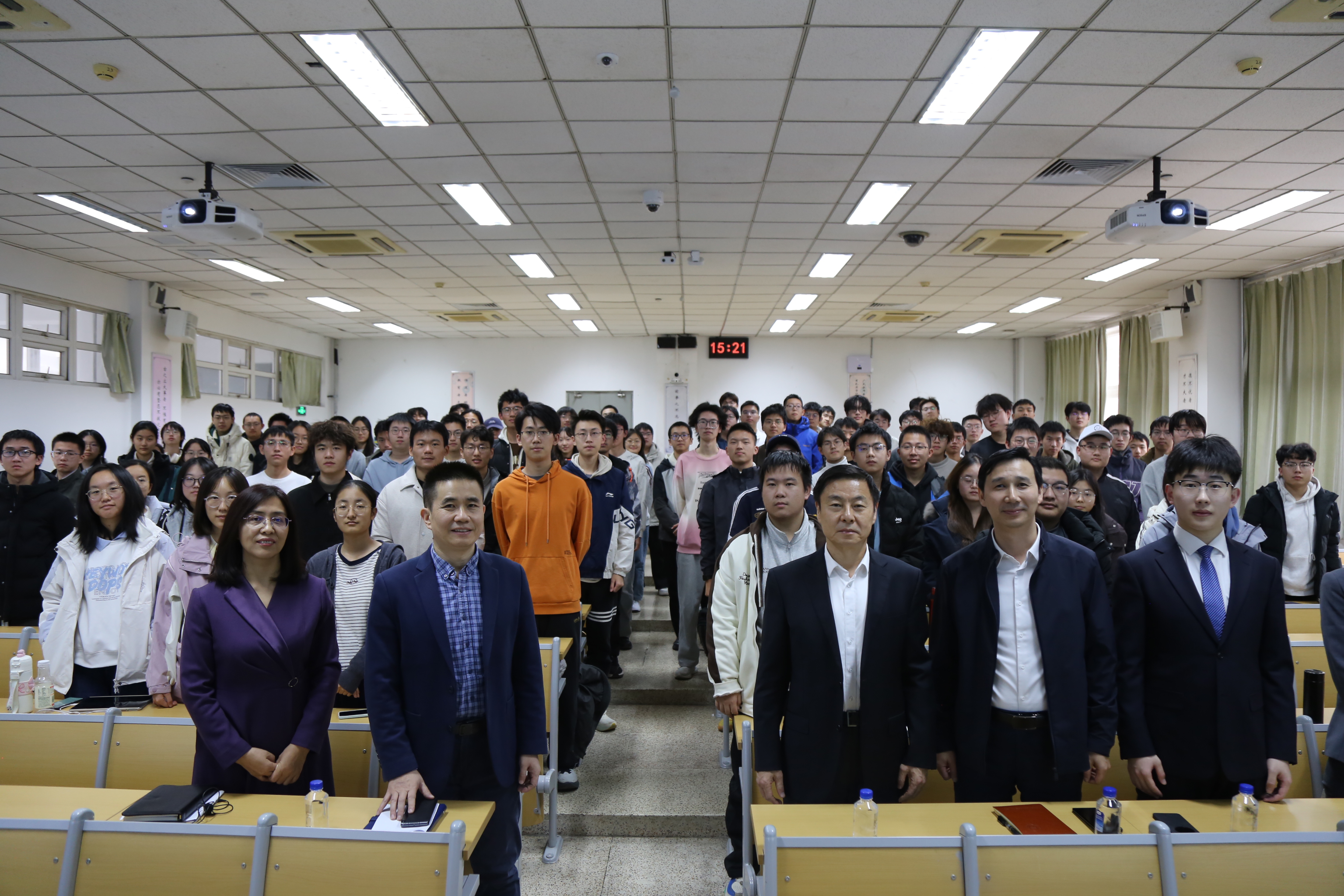 1764292947435319.jpg 1764292947435319.jpg