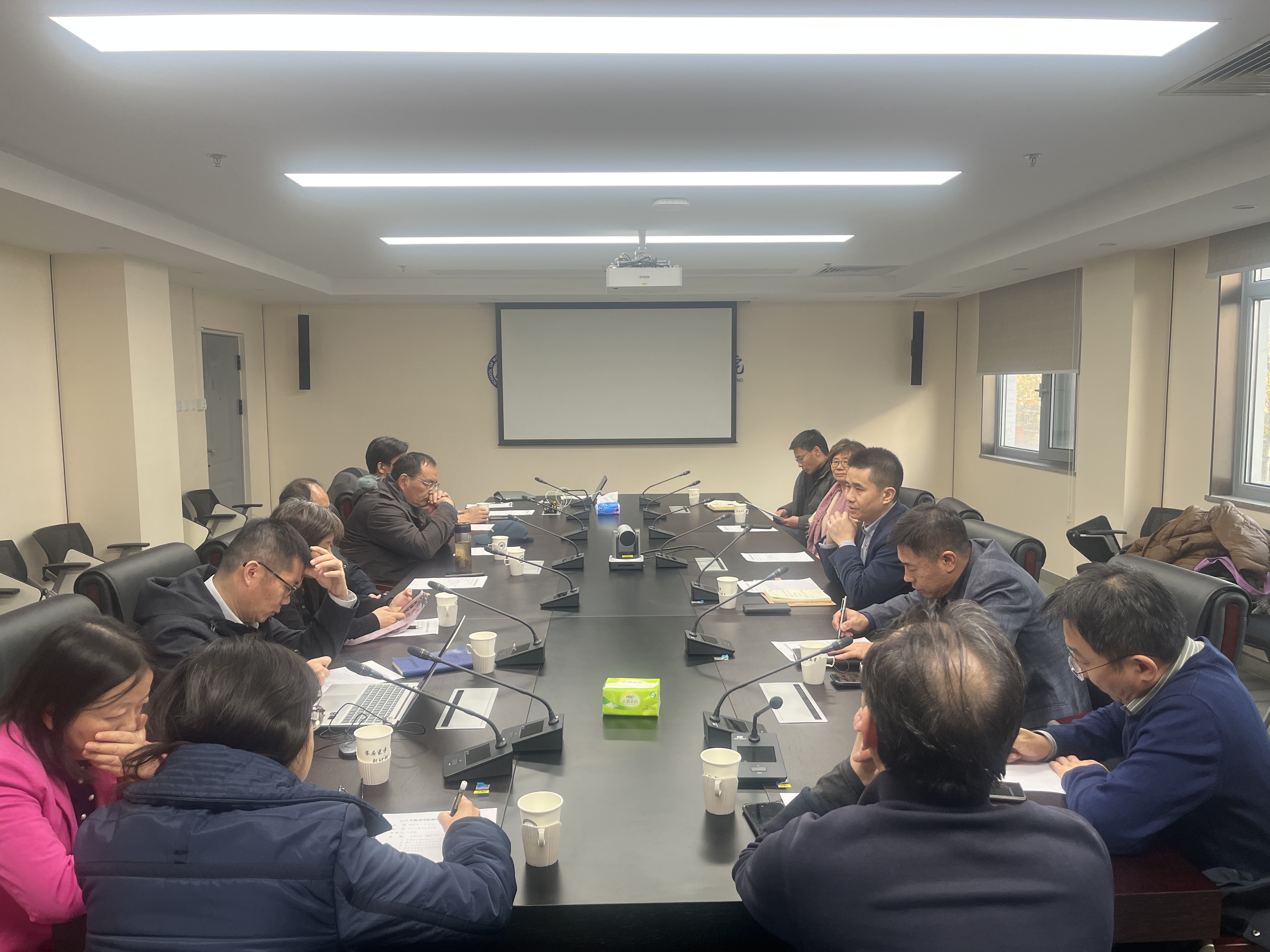 1764578737702118.jpg 1764578737702118.jpg